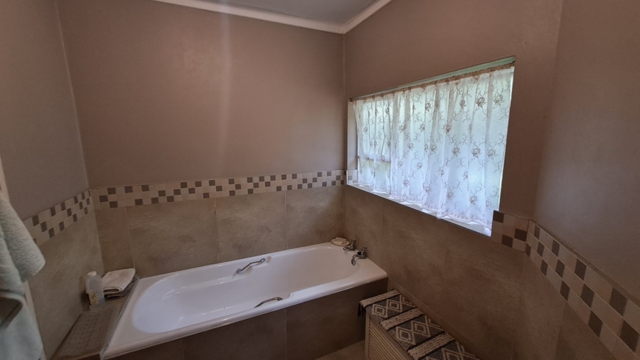 7 Bedroom Property for Sale in Universitas Free State
